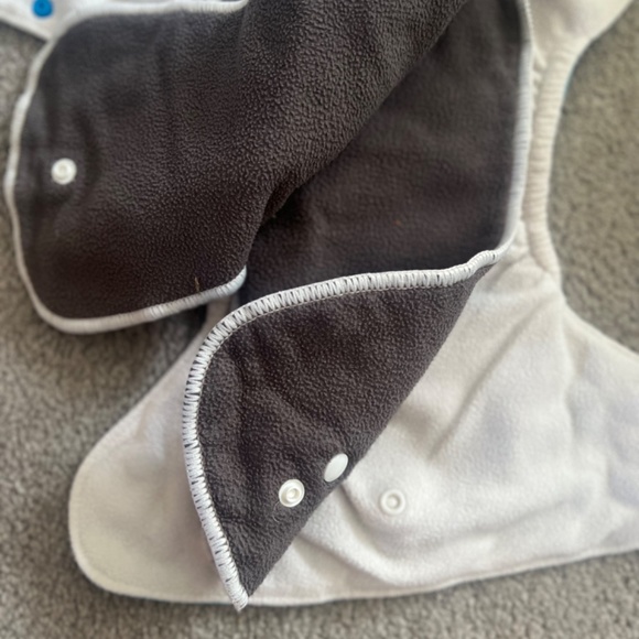 Lil Helper cloth diaper set - Picture 9 of 10